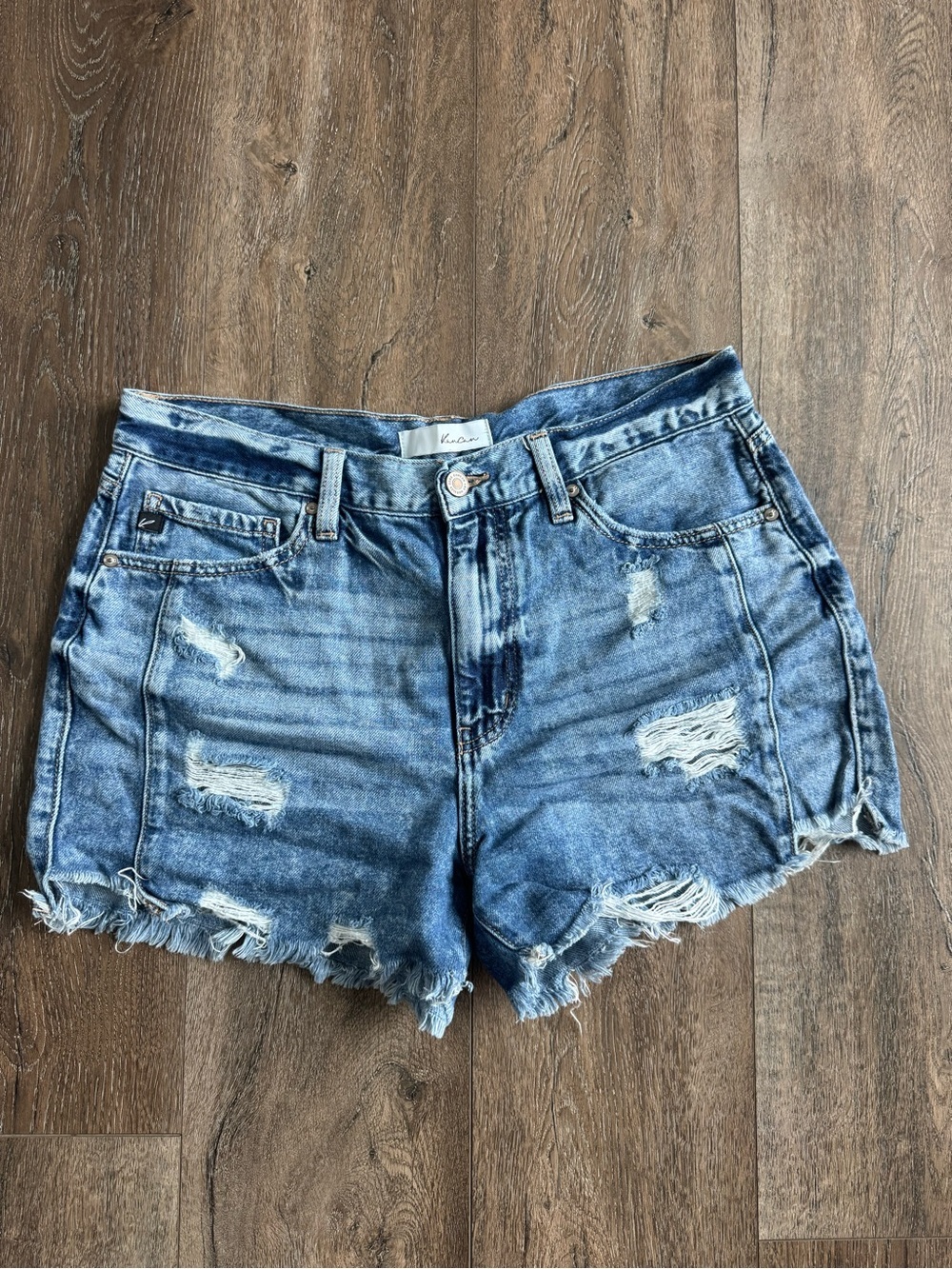 KanCan Faded Blue Distressed Denim Shorts Women’s Size 11/29